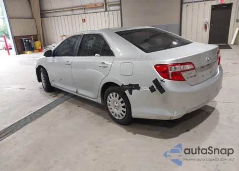 2012 Toyota Camry Le z USA, uszkodzony, nr VIN 4T1BF1FK1CU080262